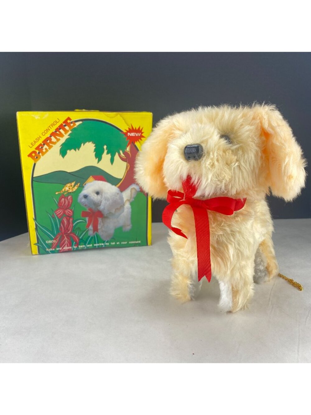 Vintage Bernie Leash Control Toy Walking Wags Tail Barks Plush Dog